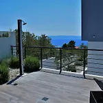 Modern Selina Nera With Heated Pool & Sea View In * マカルスカ