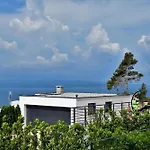 Modern Selina Nera With Heated Pool & Sea View In ヴィラ