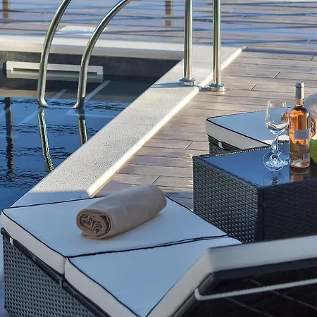 Modern Selina Nera With Heated Pool & Sea View In Villa