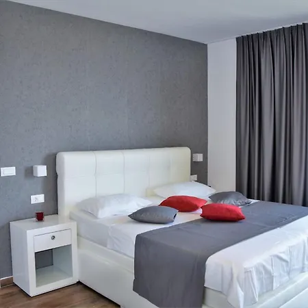 Villa Modern Selina Nera With Heated Pool & Sea View In *