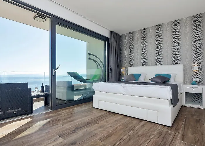 Vila Modern Selina Nera With Heated Pool & Sea View In Makarská