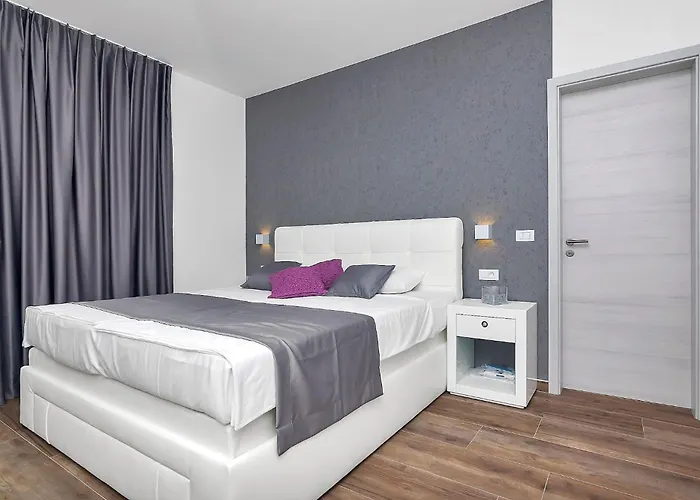 Villa Modern Selina Nera With Heated Pool & Sea View In *