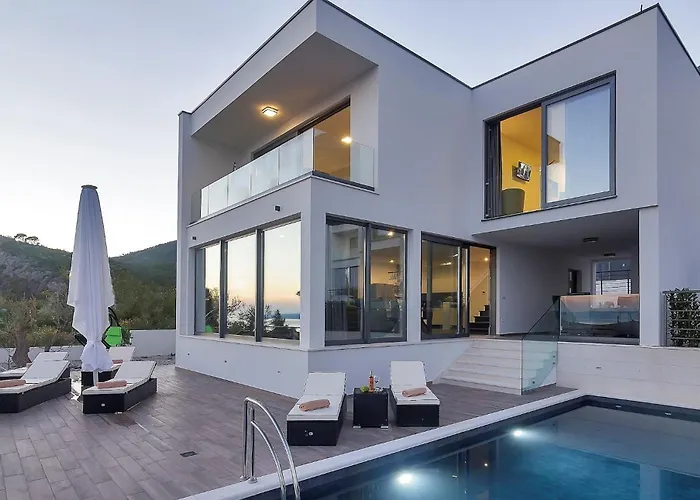 Villa Modern Selina Nera With Heated Pool & Sea View In Makarska