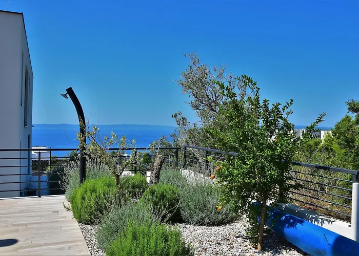 Βίλα Modern Selina Nera With Heated Pool & Sea View In Μακάρσκα