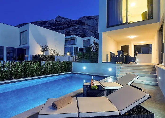Modern Selina Nera With Heated Pool & Sea View In