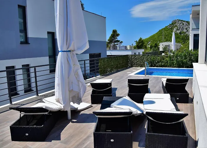 Modern Selina Nera With Heated Pool & Sea View In *