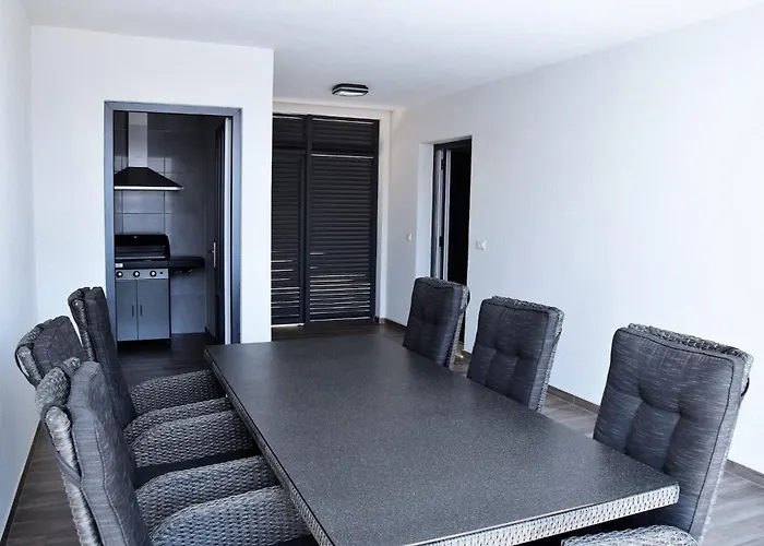 Villa Modern Selina Nera With Heated Pool & Sea View In