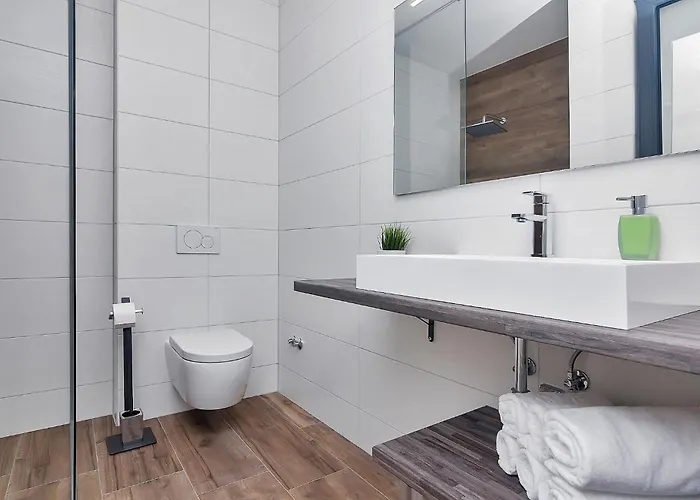 Modern Selina Nera With Heated Pool & Sea View In * Makarska