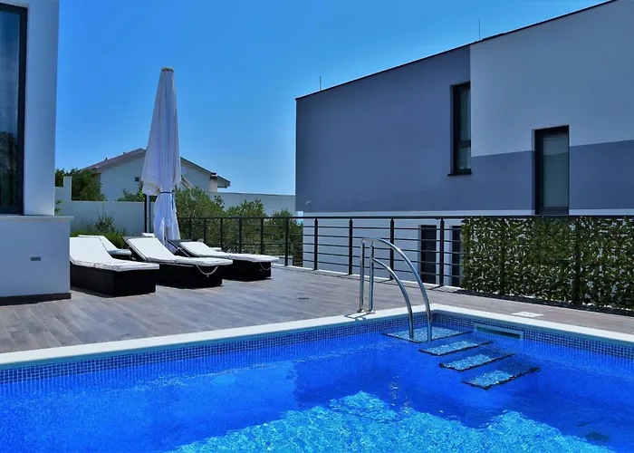 Βίλα Modern Selina Nera With Heated Pool & Sea View In *