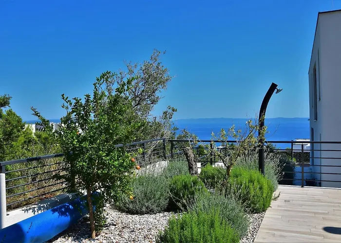 Βίλα Modern Selina Nera With Heated Pool & Sea View In *
