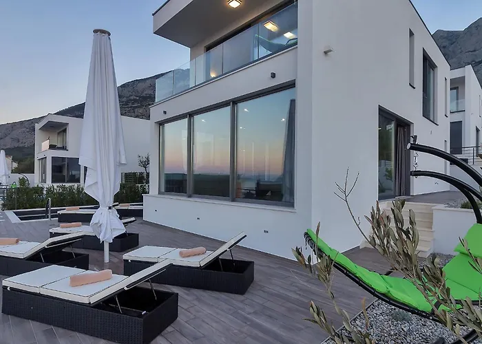 Βίλα Modern Selina Nera With Heated Pool & Sea View In Μακάρσκα