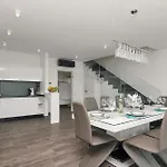 Willa Modern Selina Nera With Heated Pool & Sea View In Makarska