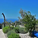 Willa Modern Selina Nera With Heated Pool & Sea View In Makarska