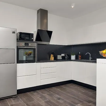 Modern Selina Nera With Heated Pool & Sea View In *