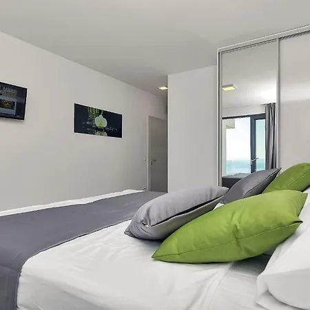 빌라 Modern Selina Nera With Heated Pool & Sea View In *