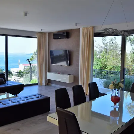 Modern Selina Nera With Heated Pool & Sea View In * 마카르스카