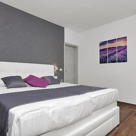 Modern Selina Nera With Heated Pool & Sea View In 빌라