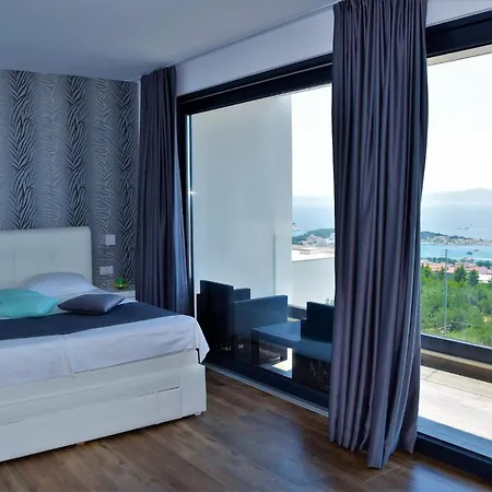 Modern Selina Nera With Heated Pool & Sea View In * 마카르스카