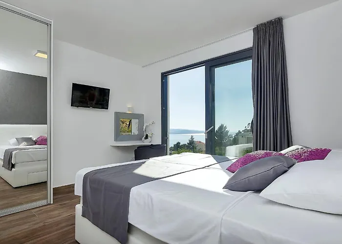 Modern Selina Nera With Heated Pool & Sea View In Villa *