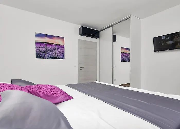 Modern Selina Nera With Heated Pool & Sea View In *